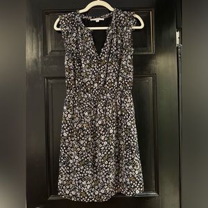 ✨Like new Anne Taylor LOFT dress (XS) ✨
